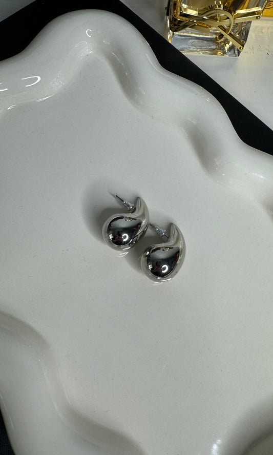 Silver Teardrop Earring