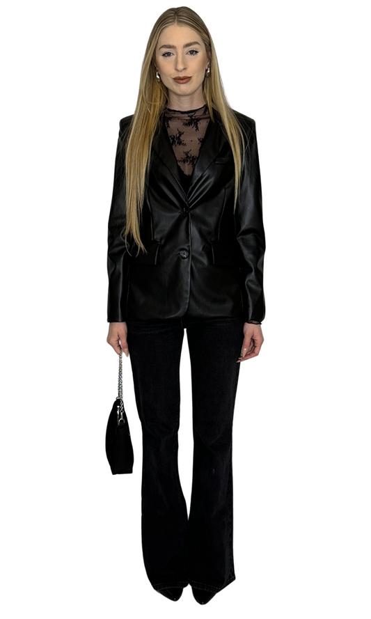 Lightweight faux leather blazer with a tailored fit, designed for a polished, sophisticated look perfect for business or a night out.